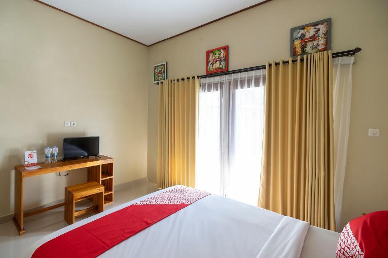 Lilis Cempaka Mas Guesthouse Canggu Exteriör bild